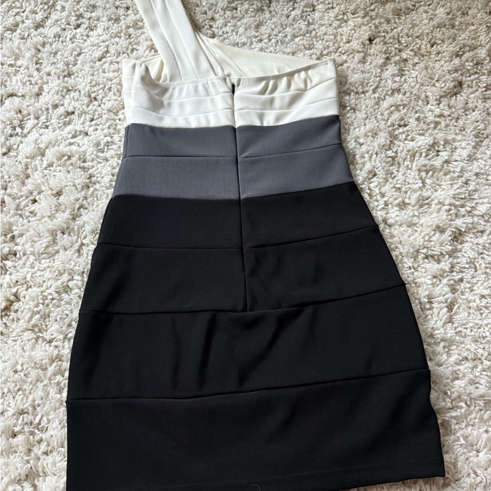 Multicolored Asymmetrical One Shoulder Bodycon Dress - Picture 4 of 5